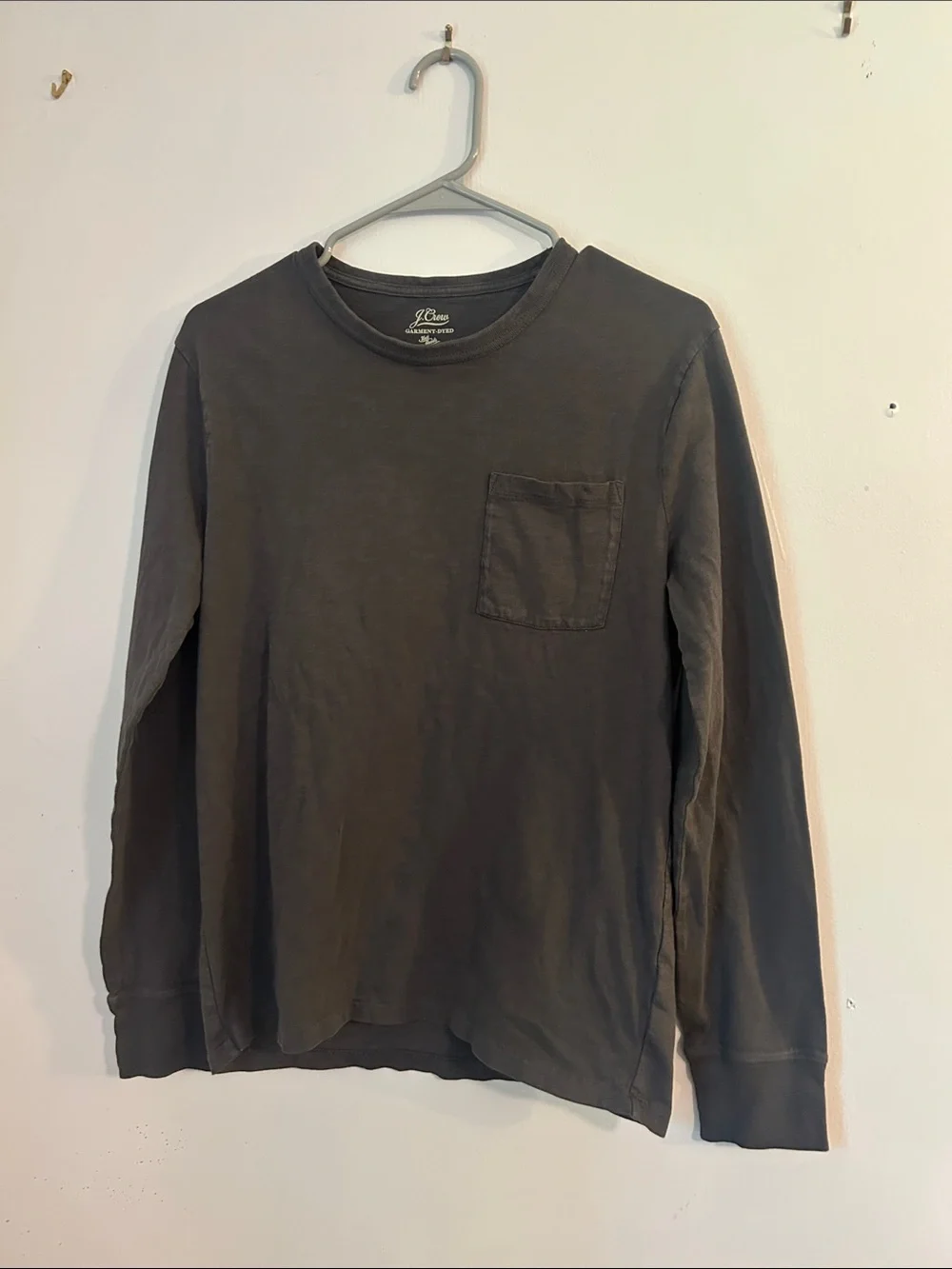 J. Crew Men's Long-Sleeve Pocket Tee in Charcoal Gray